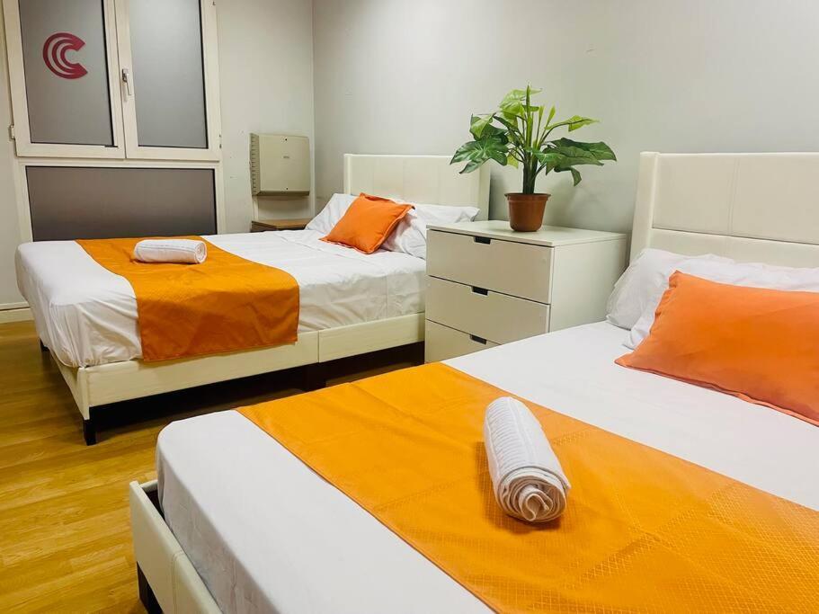 Apartments Plaza Callao Madrid Exterior foto